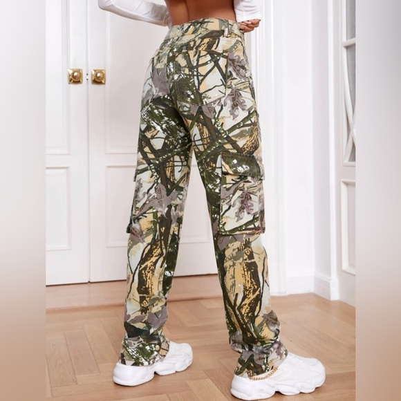 Flap pocket jeans - Picture 7 of 8